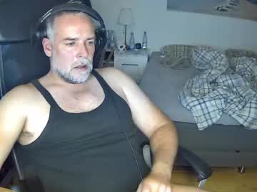 [25-10-23] skoorb80 video with toys from Chaturbate