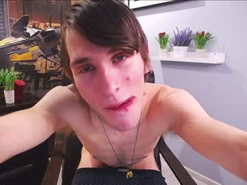 [18-04-22] wolf_golden record video from Chaturbate.com
