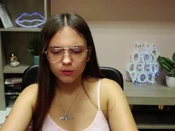 [07-02-24] emilly_lust99 public show video from Chaturbate.com