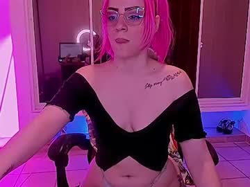 [08-05-23] mia_moore_o7 webcam