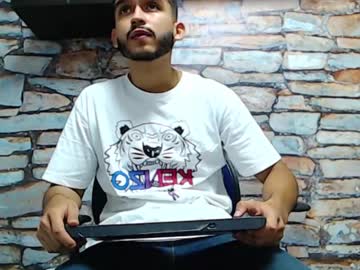 [18-04-23] travis_cold record private show video from Chaturbate