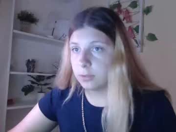[26-07-23] siliana_vanser public show video from Chaturbate