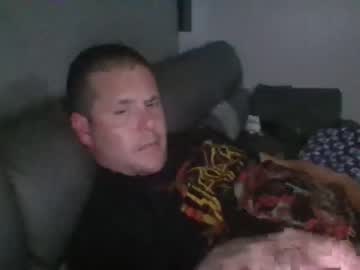 [04-11-23] mr_tufflips show with toys from Chaturbate