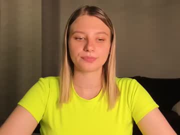 [05-07-24] zara_bloempje show with toys from Chaturbate