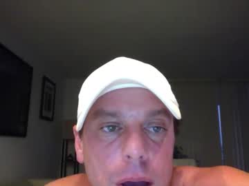 [11-03-24] mitchel386693 public webcam video from Chaturbate.com