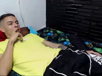 [22-02-22] toy_boy_xx video from Chaturbate
