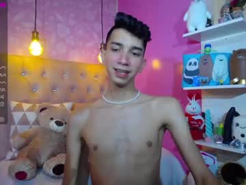 [02-08-22] tommy_clack record private from Chaturbate