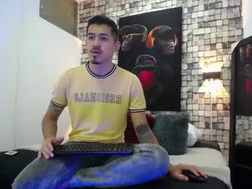 [03-02-23] aron_willians69 cam video from Chaturbate