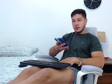 [30-11-22] aaron_shelby chaturbate video with toys