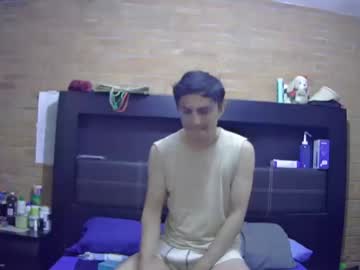 [04-01-22] gael_rdgz1 record video with toys from Chaturbate.com