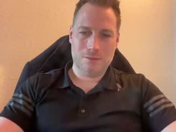 [22-04-24] chris2021x public show from Chaturbate