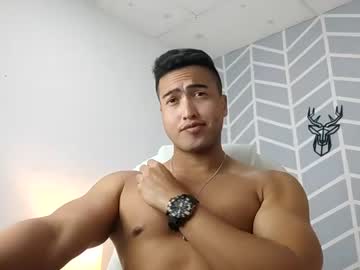 [06-01-22] massimo_harper public webcam from Chaturbate