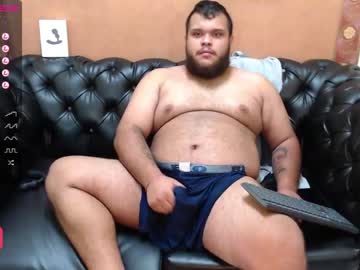 [11-06-22] dylan_ojeda record video with dildo