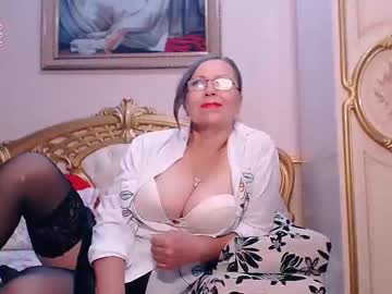 [17-10-23] mysteryvikki chaturbate dildo