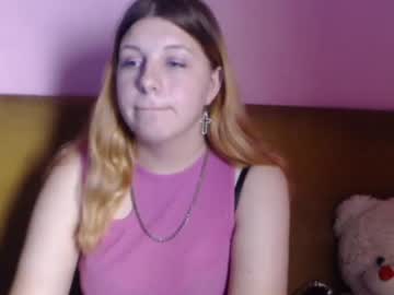 [21-09-23] siliana_vanser blowjob video from Chaturbate