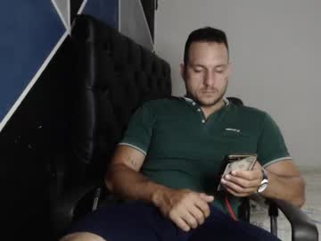 [22-09-22] tony_sexlatin public webcam from Chaturbate.com