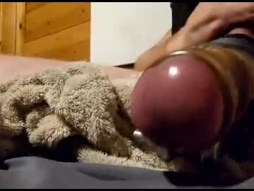 [08-01-23] stretchedballs2cum chaturbate public show video