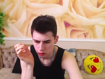 [12-04-22] silver_guy_ record private XXX video from Chaturbate