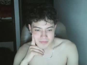 mikeychill chaturbate
