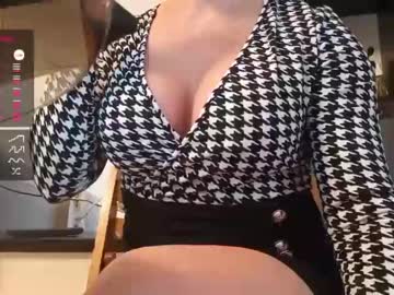 [19-03-24] mrscummings public webcam from Chaturbate