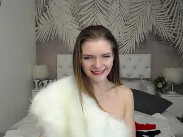 [14-10-22] crystall_fox record public show from Chaturbate