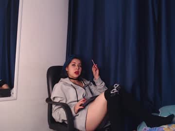 [31-07-22] cherry_19_ public show video from Chaturbate
