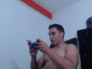 [06-03-22] juanjsmith record public show from Chaturbate.com