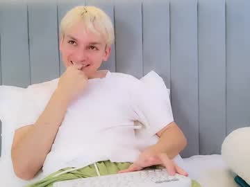 [18-02-23] aarontwink2 video from Chaturbate.com