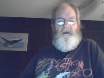 [09-01-23] fattydaddyjohn record video with toys