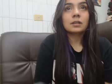 [25-12-23] sofia_20_20 public show video from Chaturbate.com