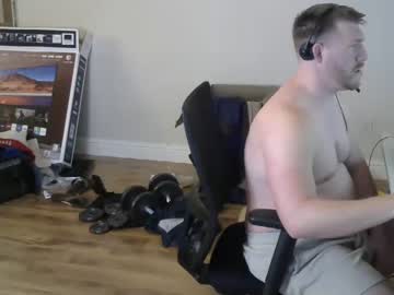 [10-01-22] aaronweston_ public show video from Chaturbate.com