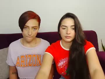 [23-08-23] sophie_and_rebecca record video