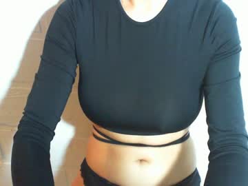 [22-06-22] busty_explosion record public show video from Chaturbate.com