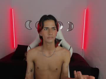 [09-02-24] placeofcristopher chaturbate video with toys