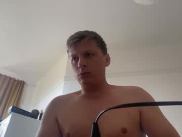 [26-10-22] danuttopo public show from Chaturbate