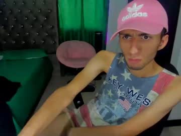 [11-03-22] chris_horny69 record premium show video from Chaturbate