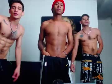 [12-12-22] julian_x1 record webcam video from Chaturbate