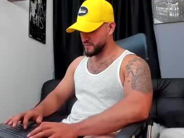 [29-02-24] andrewdiaz_ public show video from Chaturbate
