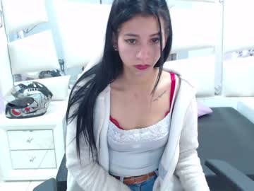 [16-08-22] juliana_18_ record video from Chaturbate