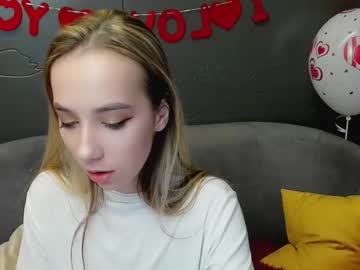 [15-02-22] belladelrey record private show video from Chaturbate