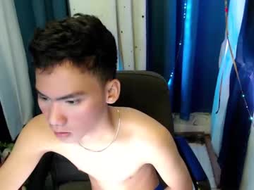 [26-01-24] asian_twinks69 record video with toys