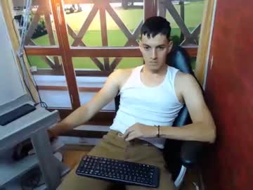 [12-11-22] thomas_atletic show with toys from Chaturbate