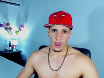 [21-04-22] jhonnysnow17 public show from Chaturbate