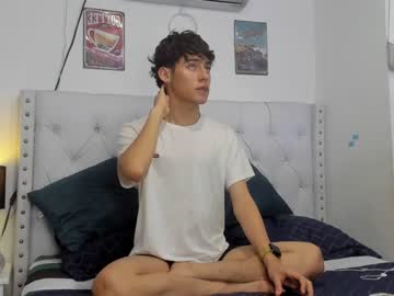 [26-04-23] sebas_bunny_x public show video from Chaturbate.com