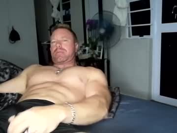 [03-03-24] muscledaddy69s toying