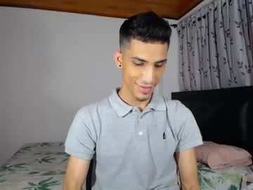 [18-05-23] veryhotboy_1 record private show from Chaturbate.com
