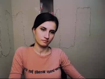 [08-02-22] glorialov_ public show from Chaturbate