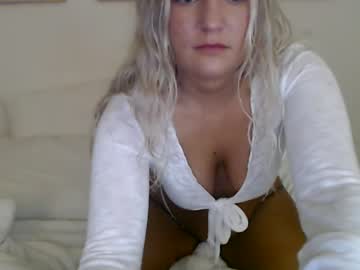 [25-06-23] maee23 record public webcam video from Chaturbate.com