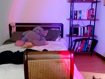 [01-01-25] babyluna_8_8 private show video from Chaturbate.com