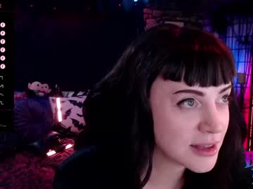 [04-01-24] bettybats private show from Chaturbate